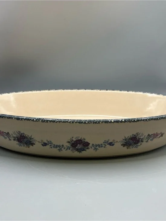Home & Garden Party Ltd. 14” Deep Dish Floral Patten Casserole Dish 2002