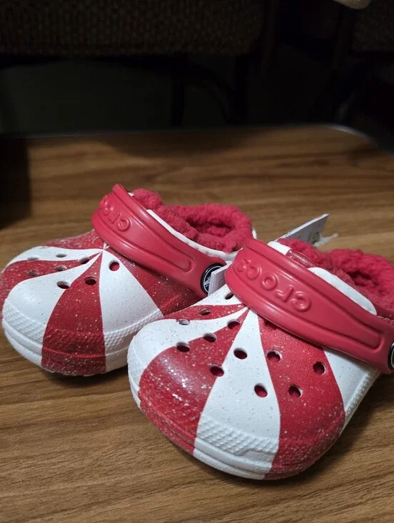 Crocs Toddler Classic Lined Holiday Clog in Red and White