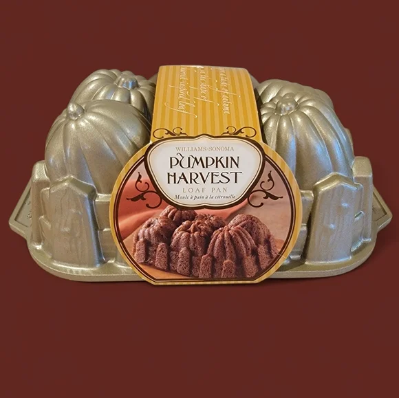 Williams Sonoma Pumpkin Harvest Loaf‎ Pan by Nordic Ware