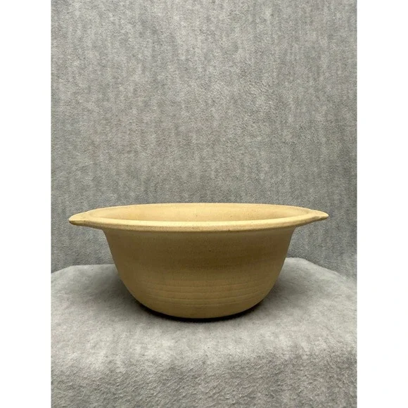 The Pampered‎ Chef Stoneware Baking Bowl Round 9 in Excellent Family Heritage