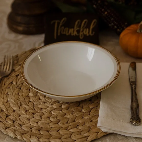 Johnson Brothers England‎ white Gold serving bowl 8.5