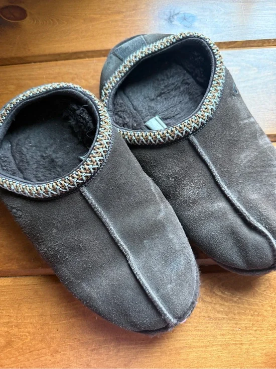 Boys Ugg Slippers