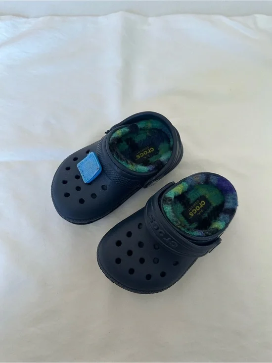 CROCS Kids Navy Clog with Blue Charm & Green/Purple Camo Lining