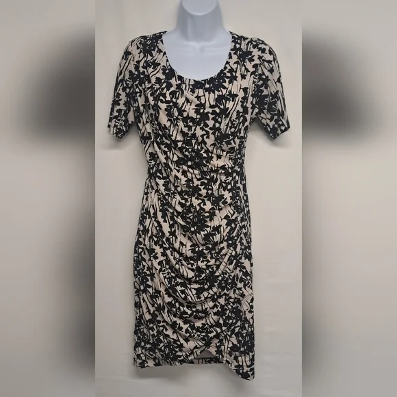 H&M S Slinky Stretch Knit Dress Gathered Ruched Black Ivory Floral Short Sleeve