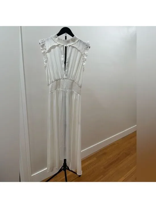 638. White Elliatt Raine Mock Neck Cinched Waist Dress. Size L