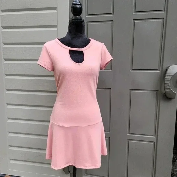 Soft Knit Short Sleeve Dress Keyhole Neckline Pink