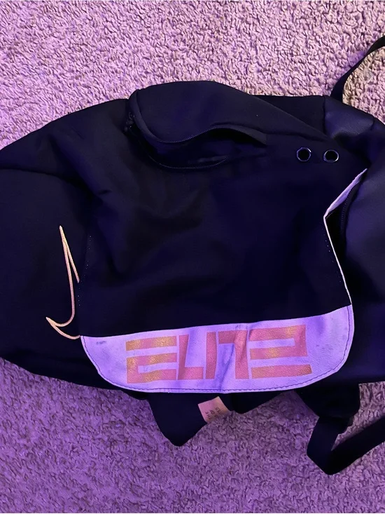Nike Elite Black Duffel Bag with Pink/Peach Accent PS THE BIG PART NEEDS NEW ZIP