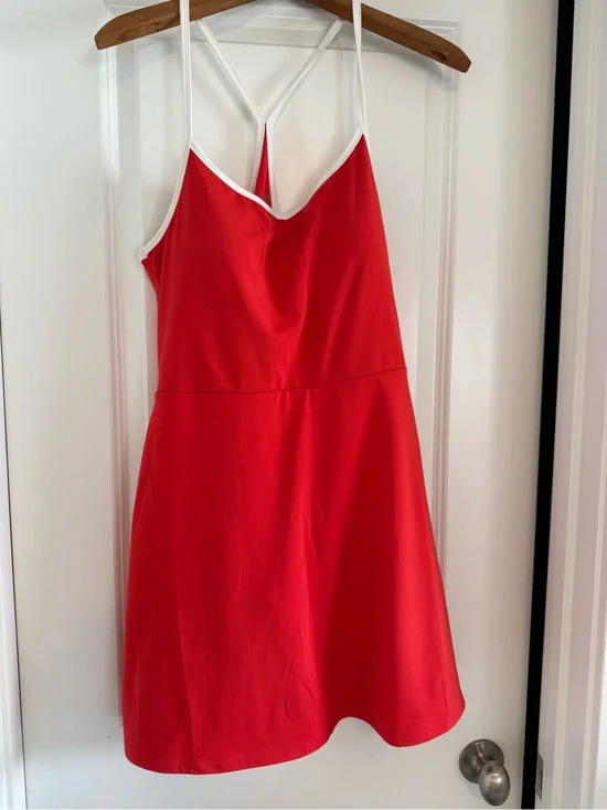Gapfit dress w/ built in shorts