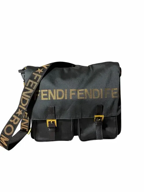 Fendi Messenger Bag AUTHENTIC Black Shoulder Crossbody Nylon EXCELLENT Condit