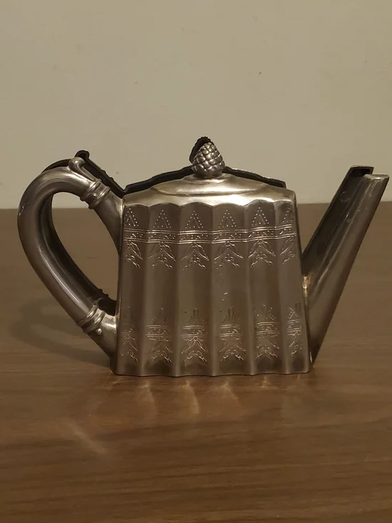 Godinger 1993 Silver plated napkinholder  Teapot