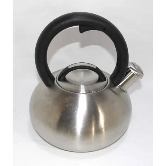CUSINART stainless steel 2 QT whistling tea kettle CTK-SS4