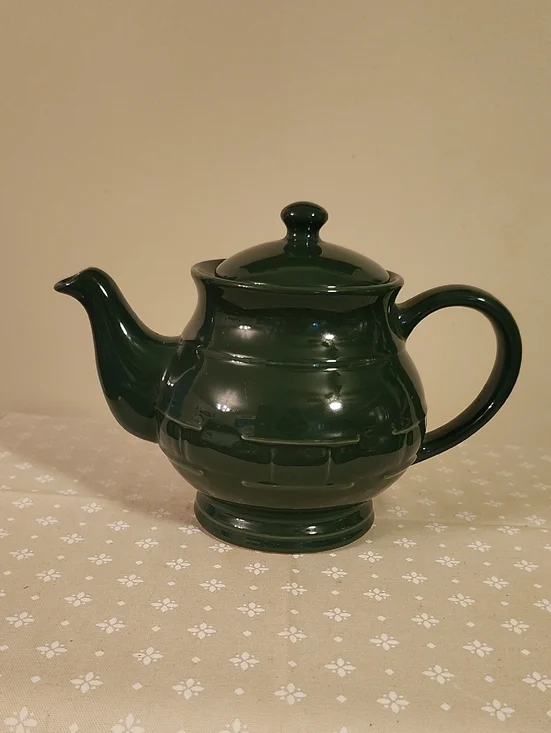 Longaberger Woven Traditions Ivy Teapot