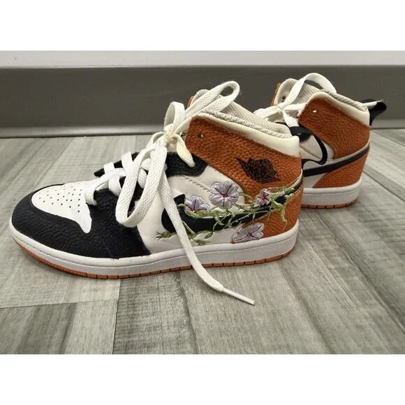 Nike Air Jordan 1 Mid SE 