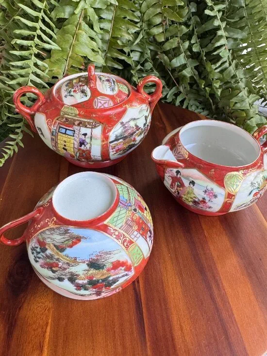 Antique Kutani Ware Geisha Creamer, Japan