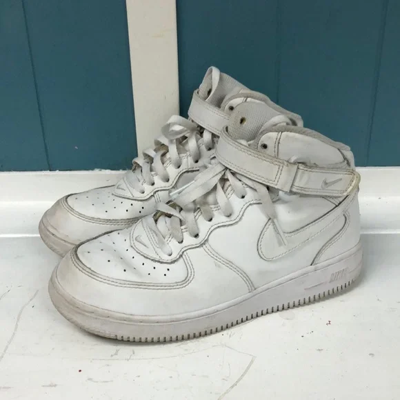 Nike Air Force 1 Mid Shoes Triple White 314195-113 Youth Size 2.5y Shoe Sneakers