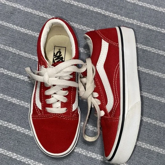 Vans Kids 13 Red Lace Up Old Skill Skate‎ Shoes Unisex