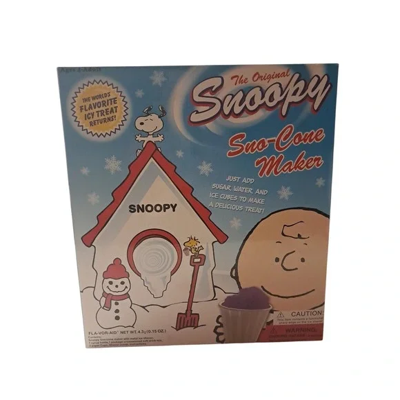 The ORIGINAL SNOOPY SNO-CONE MAKER STILL in the ORIGINAL BOX. New NEVER Used