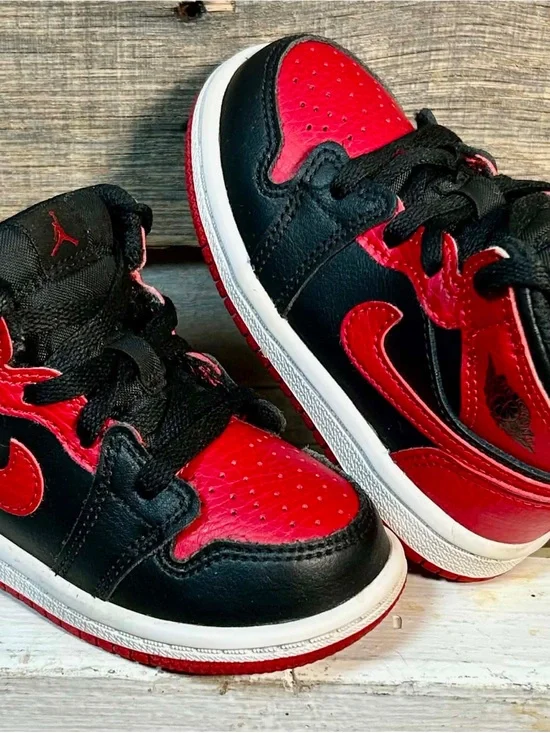 Toddler Air Jordan 1 Mid 