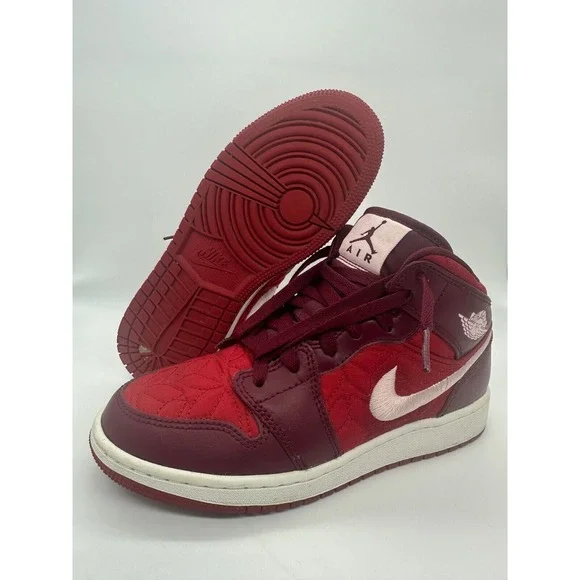 Nike Air Jordan 1 Mid SE GS Red Quilt AV5174-600 Size 4.5Y‎