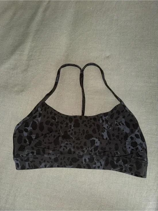 Lululemon flow y bra