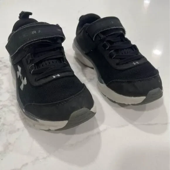12K Shoes Sneakers black silver some wear toddler Under Armour tennis shoes