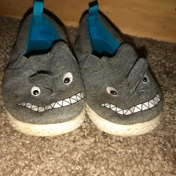 Toddler Shark shoes 6