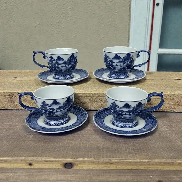 Bombay Four Mountains Blue White Porcelain Teacups Saucers Asian Landscape Set 4