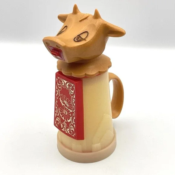 Vintage 1950s Whirley Industries‎ Cow Creamer Pitcher Plastic Warren PA USA