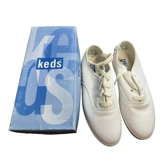 Keds Girls Champion Leather White‎ shoes size 4 1/2  w new in box