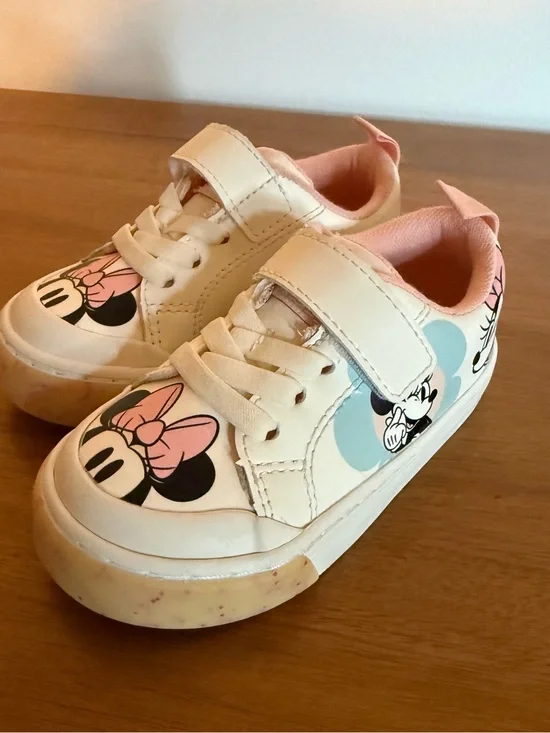 Zara White & Pink Minnie Mouse Velcro Sneakers
