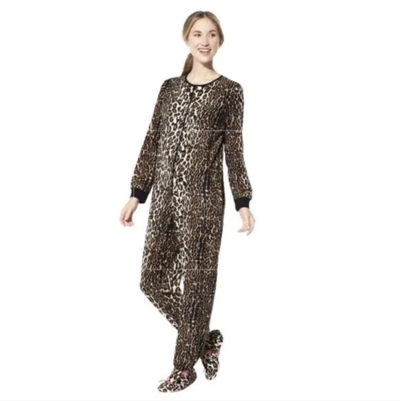 Nick & Nora‎ Leopard Onesie Feetie Pajamas w/Leopard Face
