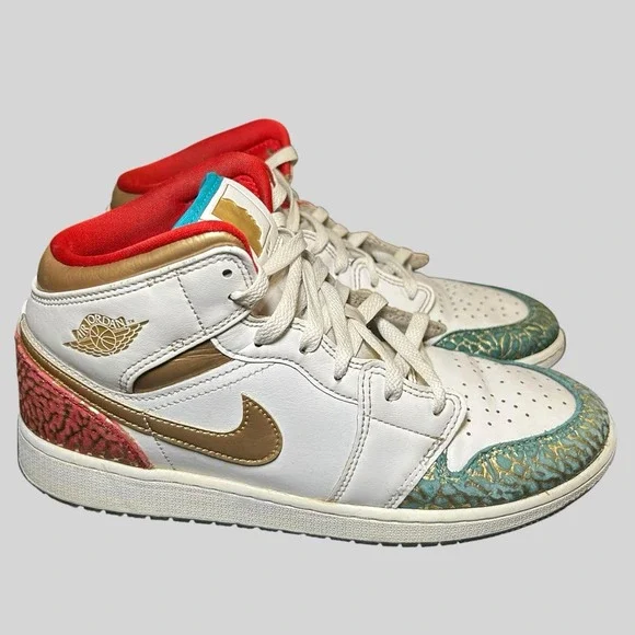 Air Jordan I 1 Mid NC To Chi sz 7Y FB2212-100