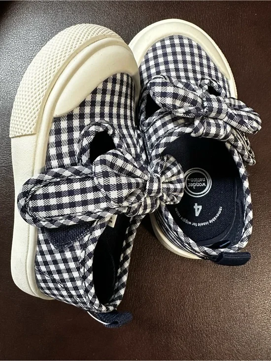 wonder nation Black & White Gingham Bow Kids' Sneakers