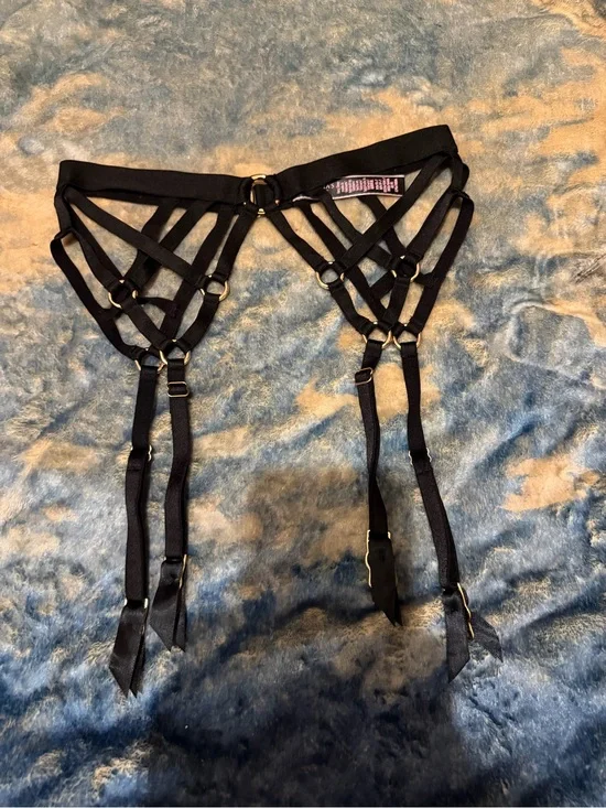 Victoria's Secret Black Strappy Garter Belt