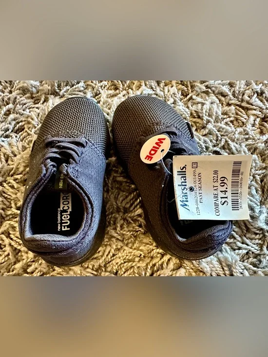 New Balance Kids Wide Black Knit Sneakers