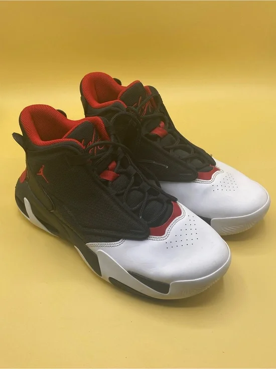 Jordan Max Aura 4 