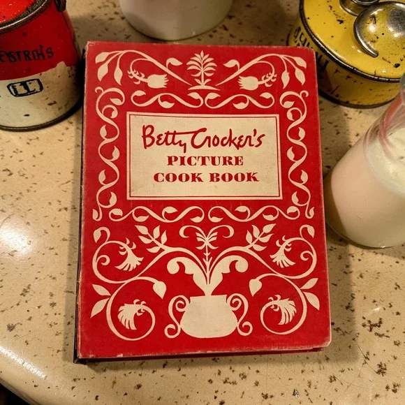 Vintage 1950 Betty Crocker's Picture Cook Book 1st Edition 6th Printing‎ 5-Ring