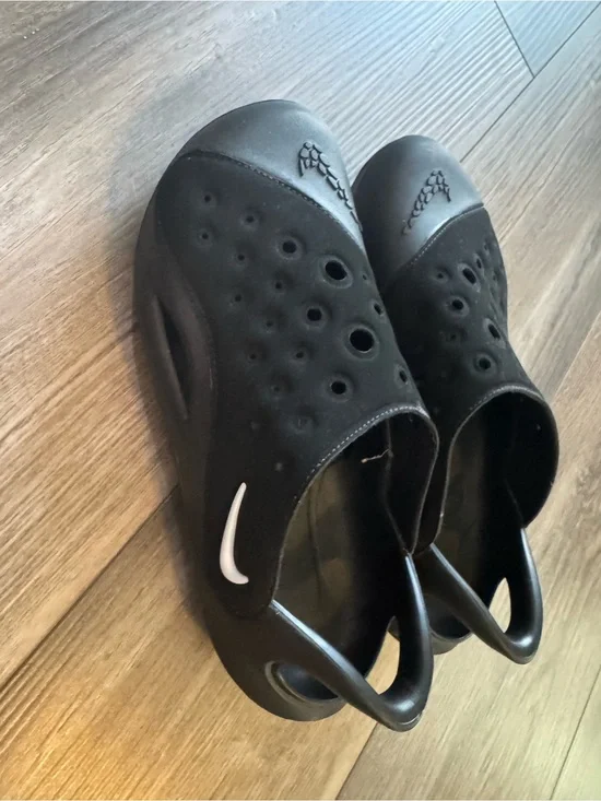 Nike Water Shoes
