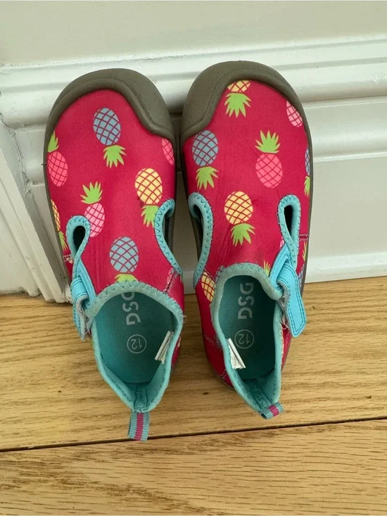 Kids Pineapple Print Water Shoes - Hot Pink