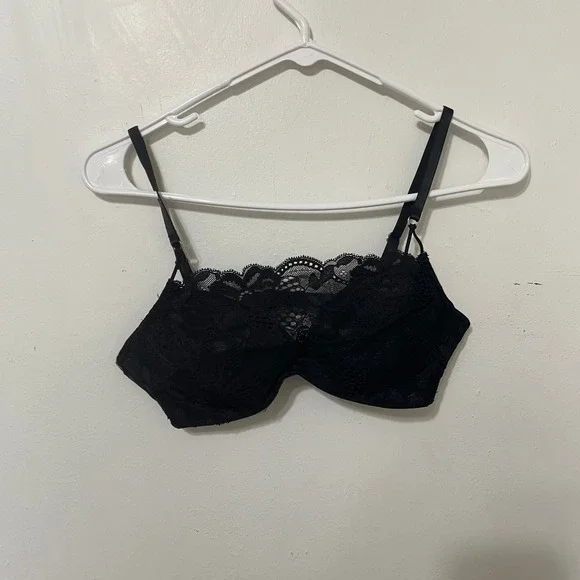 Natori Black Floral Lace Underwire Balconette Bra Scalloped Trim 134020‎ 34B New