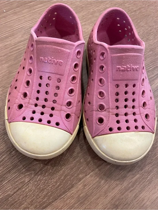 Native Pink Kids Slip-On Water Shoes sz c6