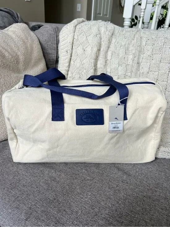 Tommy Bahama NWT Natural Cream Canvas Duffel with Navy Straps