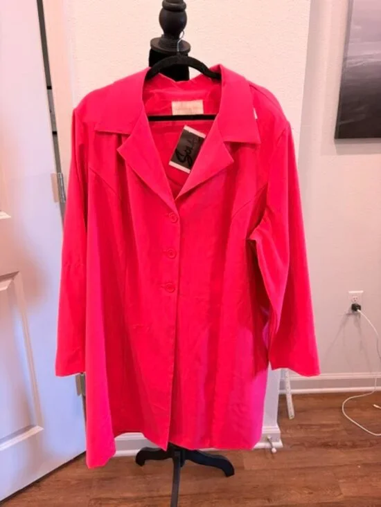 Women's XXL dark pink coat