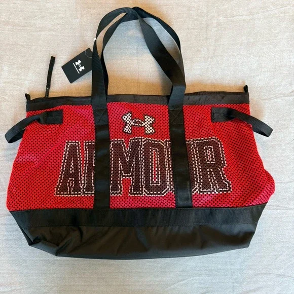 Under Armour UA Undeniable Mesh Duffle Gym‎ Bag Red Black Large Tote NEW