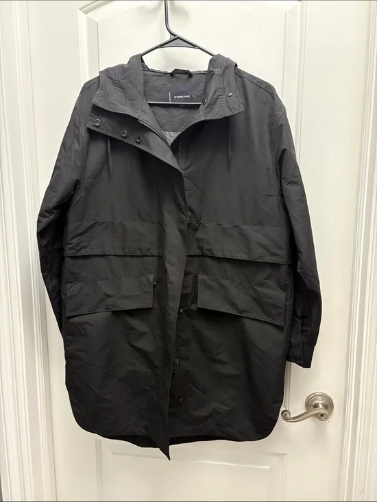 Everlane ReNew Long Anorak Black Hooded Rain Jacket Coat Women’s Small Oversized