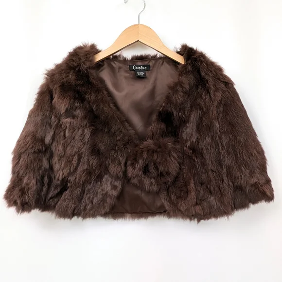 Rabbit Fur Capelet Wrap Satin Lined Buckle Clasp Vintage Formal Elegant Luxury