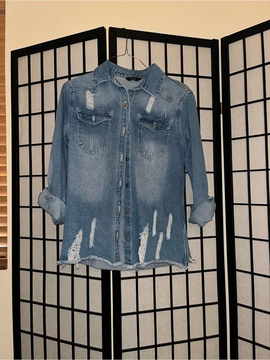 Distressed Blue Denim Jean Jacket - Casual Button-Up