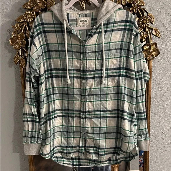 American Eagle Hooded Flannel Button-up Jacket - Medium
