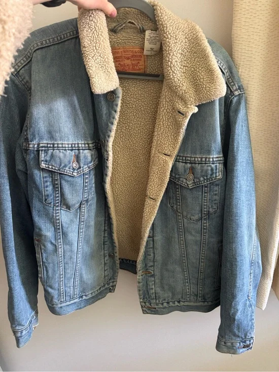 Levi's Denim Trucker Jacket with Cream Sherpa Lining