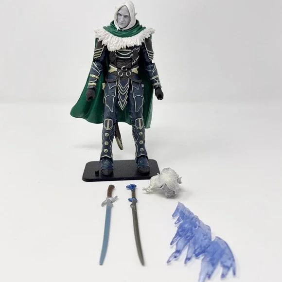 Hasbro Dungeons & Dragons Drizzt Do'Urden Action Figure & Accesories